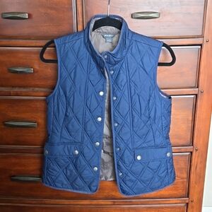 Eddie Bauer light puffer vest